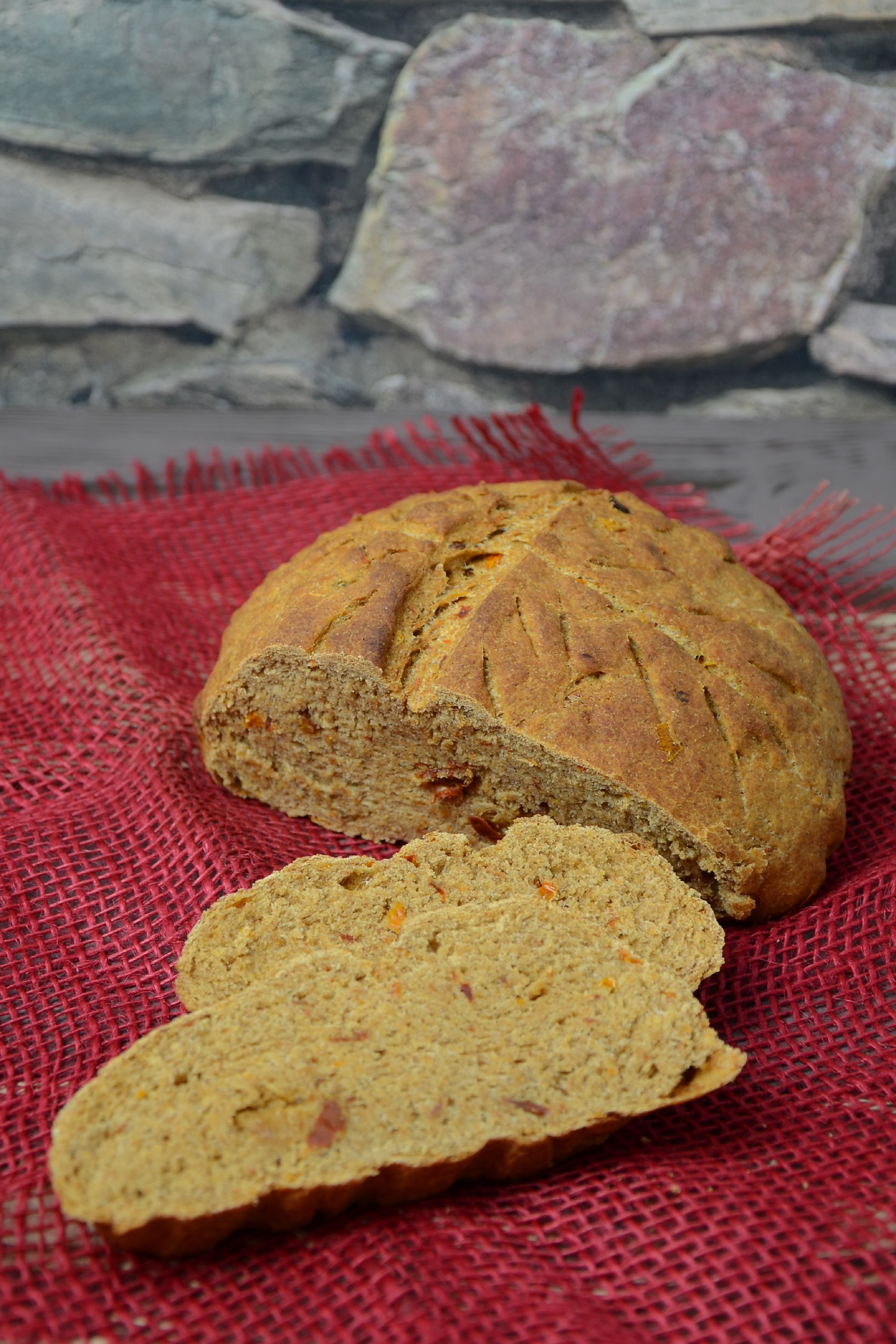 Brot mit getrockneten Tomaten – DragonDanielas Hobbyblog